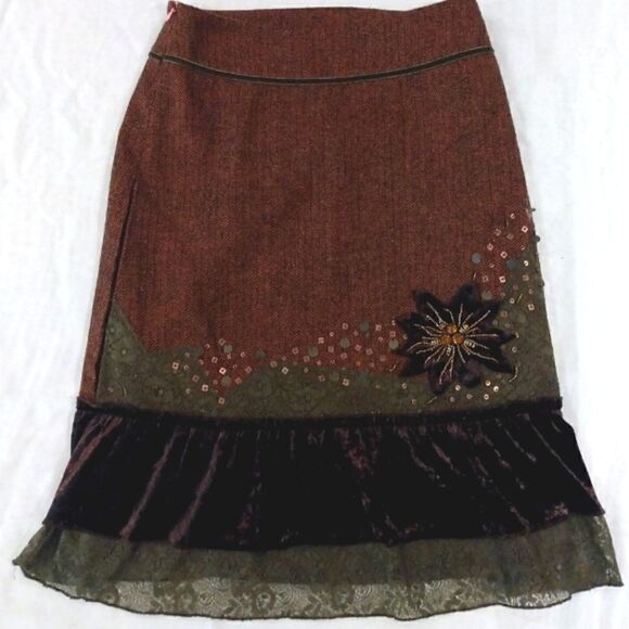 French Connection Floral Applique Skirt xsmall GUC - Picture 14 of 14